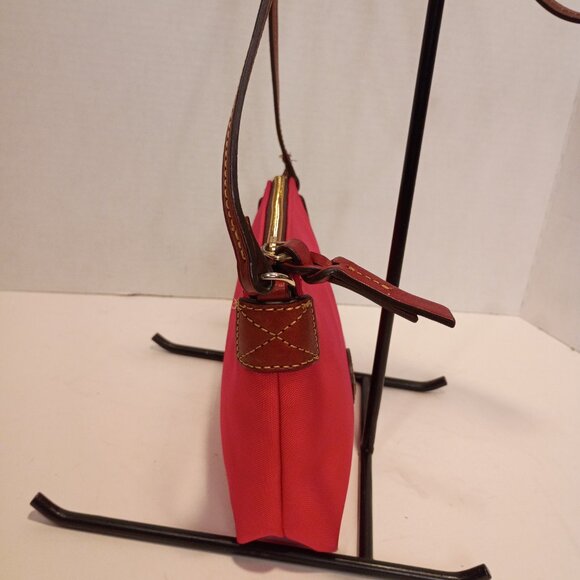 DOONEY & BOURKE Red Nylon Pouchette Mini Crossbody Bag Zip-Top - Picture 7 of 15